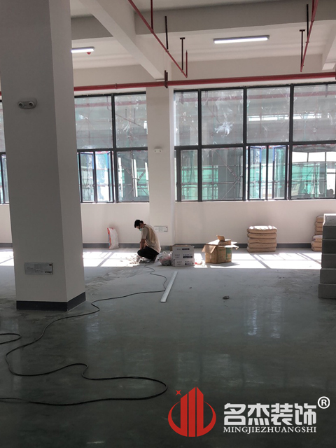 ����װ����ƹ�˾