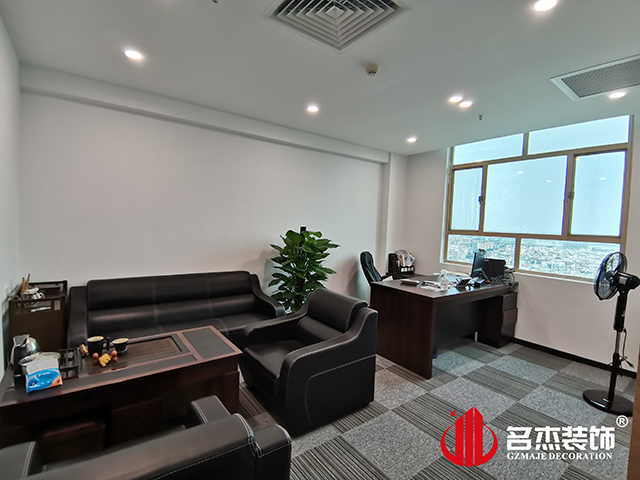 ��˾����