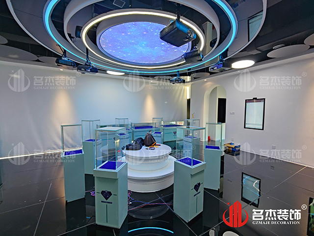 ����չ��װ�����