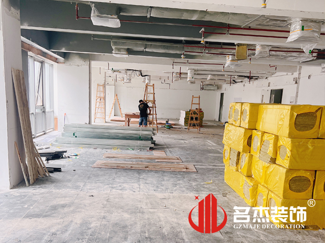 ¹ãÖÝ2121·Ç·²×°ÊÎÉè¼Æ¹«Ë¾Í¼²á