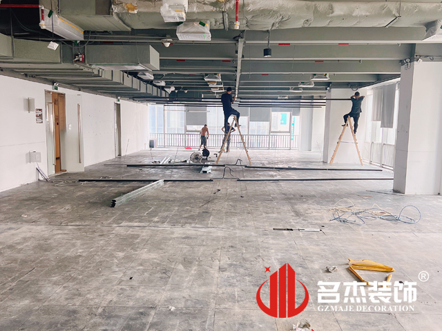 ¹ãÖÝ2121·Ç·²×°ÊÎÉè¼Æ¹«Ë¾Í¼²á