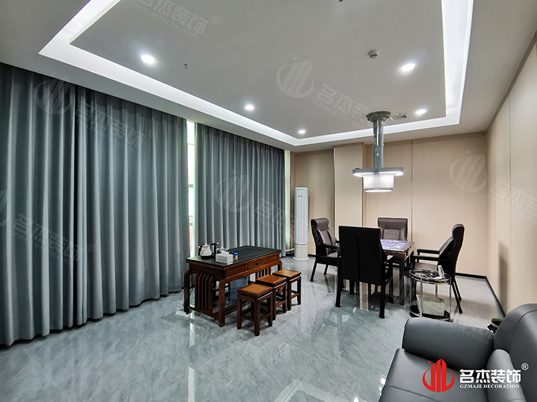 ¹ãÖÝ2121·Ç·²×°ÊÎÉè¼Æ¹«Ë¾Í¼²á