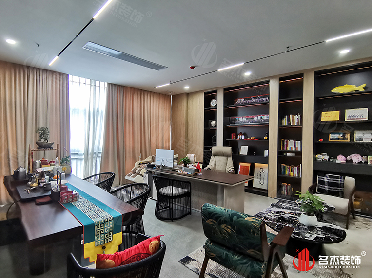 ¹ãÖÝ2121·Ç·²×°ÊÎÉè¼Æ¹«Ë¾Í¼²á