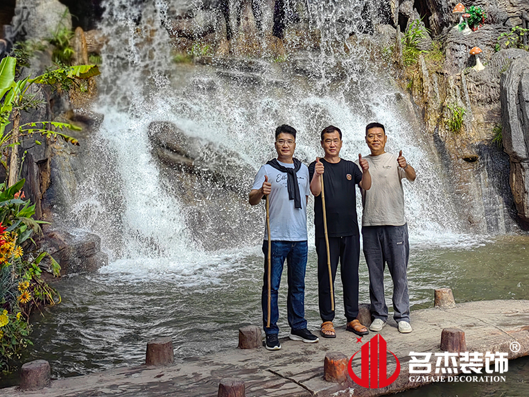 2121·Ç·²×°ÊÎÍŶӺÏÓ°