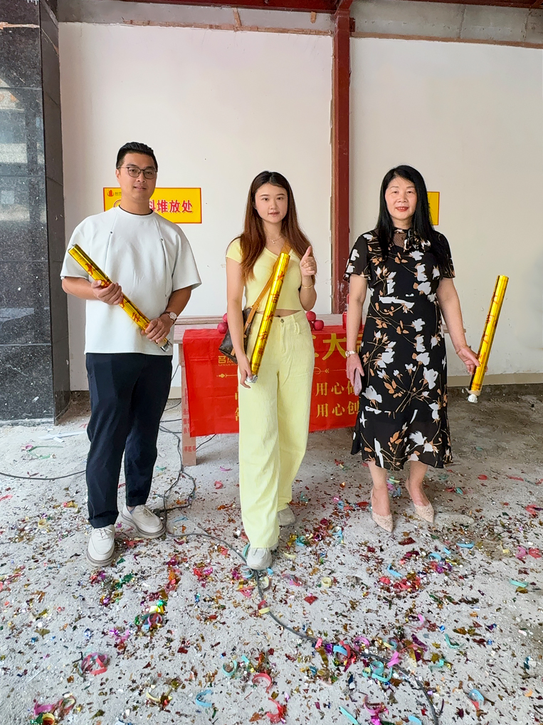 ����װ����ƹ�˾